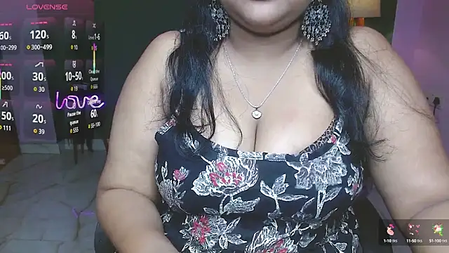 Snapshot of Naughty_Ayesha1 chatting on 12, 10, 2025 Naughty Ayesha1 online show from 12, 10, 2025