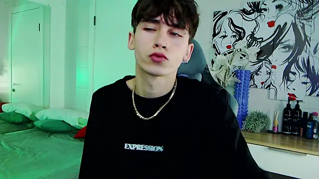 Snapshot of Bad_Boy9996 chatting on 11, 12, 2024 Bad Boy9996 online show from 11, 12, 2024