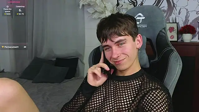 Snapshot of Bad_Boy9996 chatting on 21, 3, 2025 Bad Boy9996 online show from 21, 3, 2025