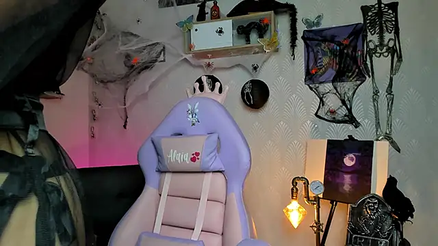 Alaia Love77 online show from 15, 10, 2025