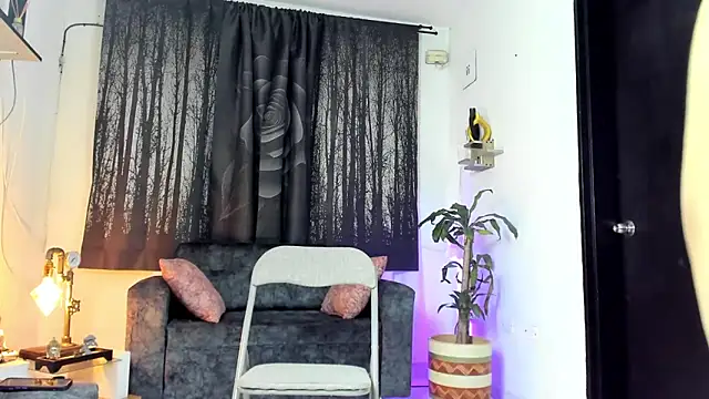 Alaia Love77 online show from 18, 11, 2025