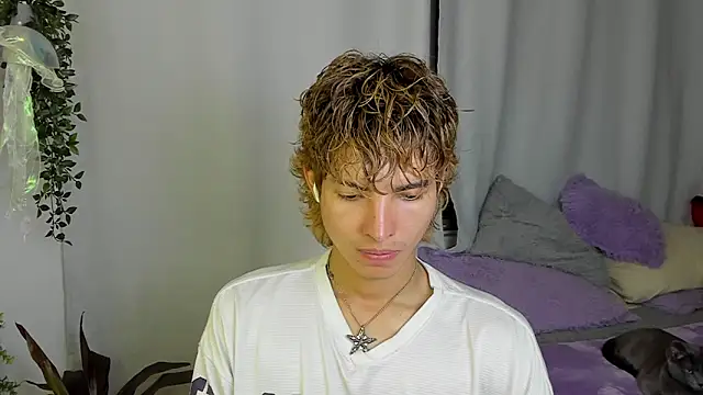 santy-kitty online show from 4, 10, 2025