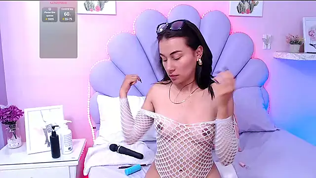 HannaPretthy online show from 14, 1, 2025