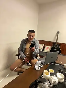 Snapshot of ShaoZian_1 chatting on 6, 11, 2025 ShaoZian 1 online show from 6, 11, 2025