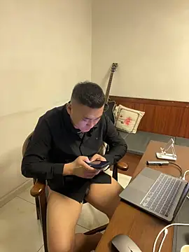 Snapshot of ShaoZian_1 chatting on 12, 11, 2025 ShaoZian 1 online show from 12, 11, 2025