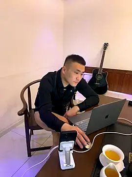 Snapshot of ShaoZian_1 chatting on 19, 11, 2025 ShaoZian 1 online show from 19, 11, 2025