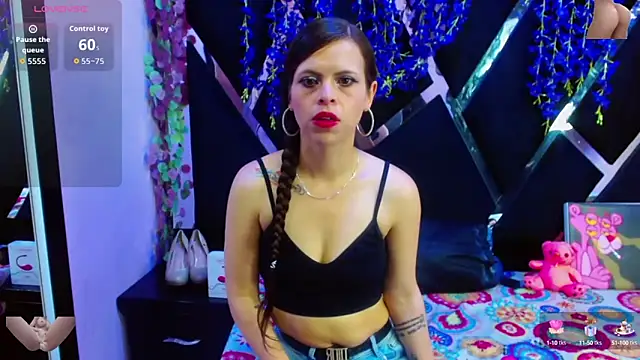 Snapshot of Mariana_Benett chatting on 14, 9, 2025 Mariana Benett online show from 14, 9, 2025