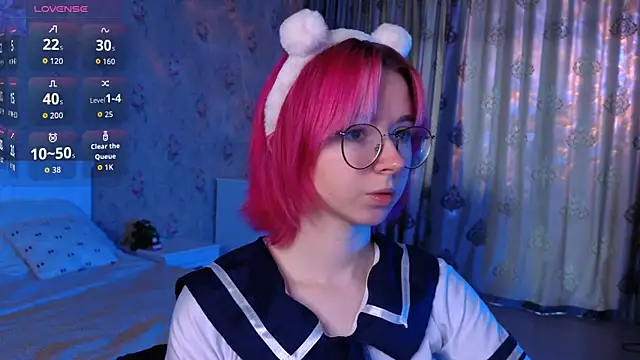 Nora Failure online show from 17, 9, 2025