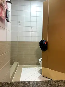 Snapshot of Layla-daloua chatting on 30, 11, 2025 Layla-daloua online show from 30, 11, 2025