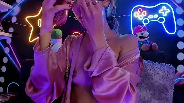 Snapshot of ParisFox_ chatting on 18, 3, 2025 ParisFox online show from 18, 3, 2025