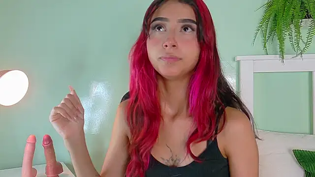 Snapshot of ParisFox_ chatting on 16, 9, 2025 ParisFox online show from 16, 9, 2025