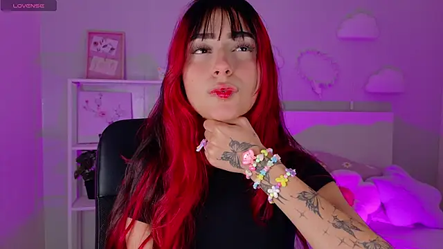 Snapshot of ParisFox_ chatting on 14, 1, 2026 ParisFox online show from 14, 1, 2026