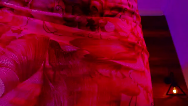 Snapshot of ParisFox_ chatting on 7, 2, 2026 ParisFox online show from 7, 2, 2026