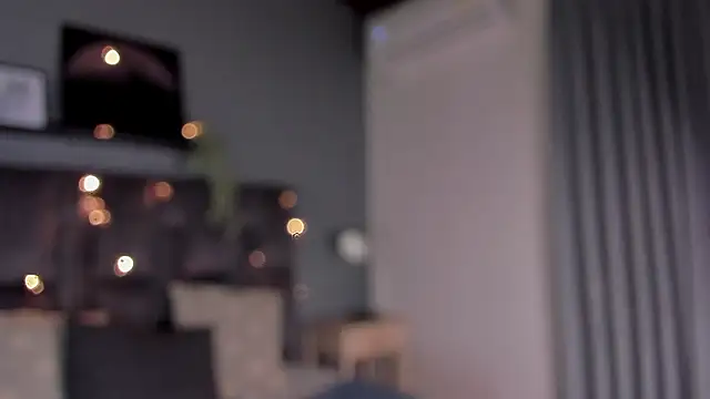 Snapshot of ParisFox_ chatting on 12, 2, 2026 ParisFox online show from 12, 2, 2026