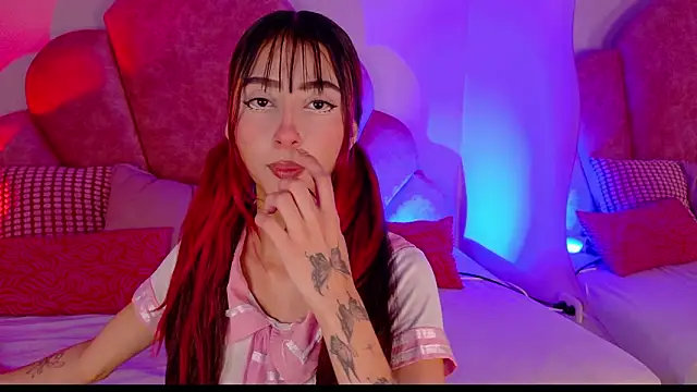 Snapshot of ParisFox_ chatting on 25, 2, 2026 ParisFox online show from 25, 2, 2026