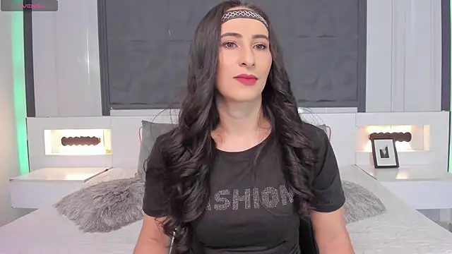 SaraGomez1 online show from 17, 2, 2025