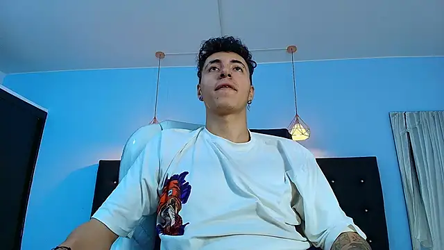 Snapshot of Lobo_17_ chatting on 25, 1, 2025 Lobo 17 online show from 25, 1, 2025