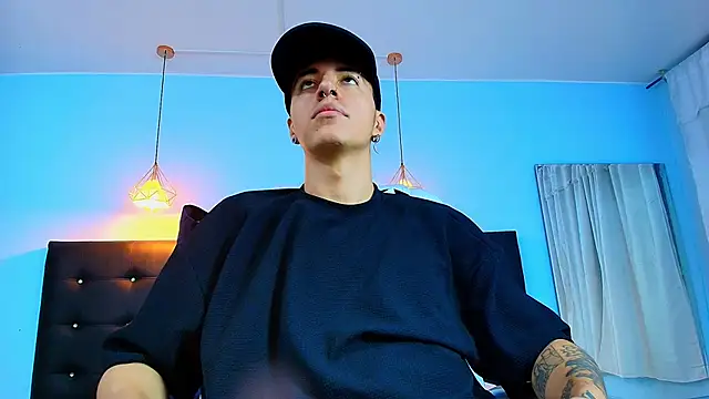 Snapshot of Lobo_17_ chatting on 30, 1, 2025 Lobo 17 online show from 30, 1, 2025