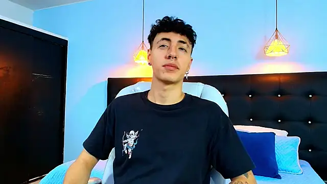 Snapshot of Lobo_17_ chatting on 20, 2, 2025 Lobo 17 online show from 20, 2, 2025