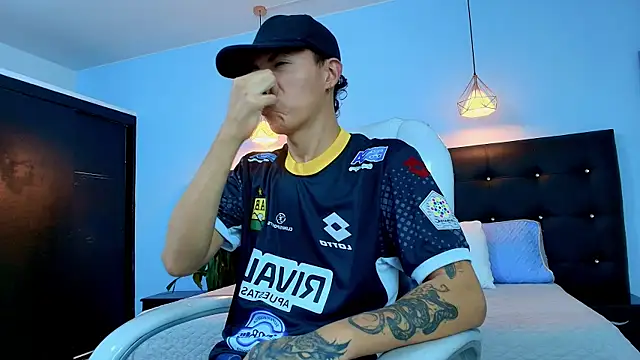 Snapshot of Lobo_17_ chatting on 19, 3, 2025 Lobo 17 online show from 19, 3, 2025