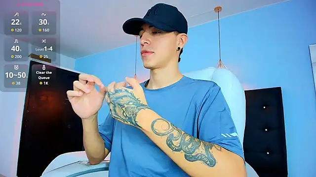 Snapshot of Lobo_17_ chatting on 18, 9, 2025 Lobo 17 online show from 18, 9, 2025