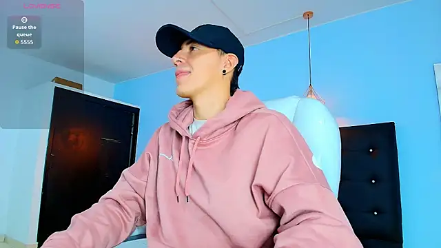 Snapshot of Lobo_17_ chatting on 26, 9, 2025 Lobo 17 online show from 26, 9, 2025