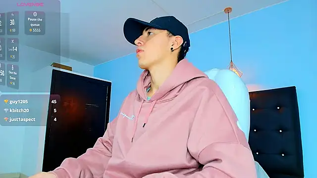 Snapshot of Lobo_17_ chatting on 1, 10, 2025 Lobo 17 online show from 1, 10, 2025