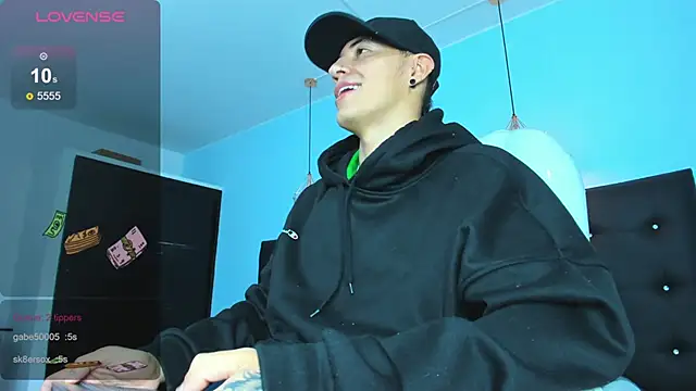 Snapshot of Lobo_17_ chatting on 30, 11, 2025 Lobo 17 online show from 30, 11, 2025