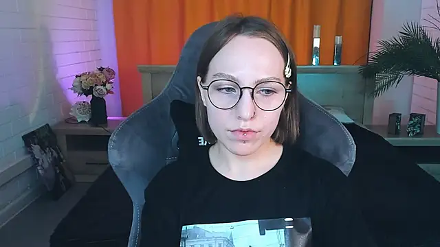 AphexQueen online show from 14, 1, 2025