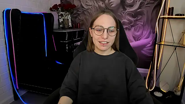 AphexQueen online show from 14, 2, 2025