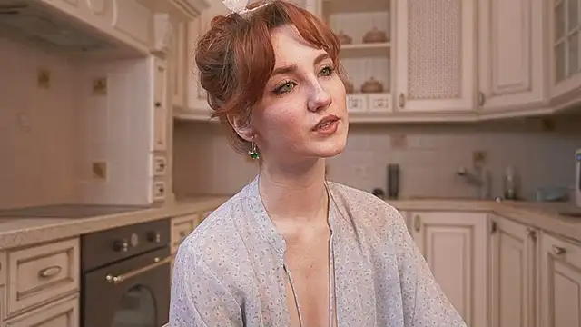 Snapshot of EsmaCrumbley chatting on 21, 2, 2025 EsmaCrumbley online show from 21, 2, 2025