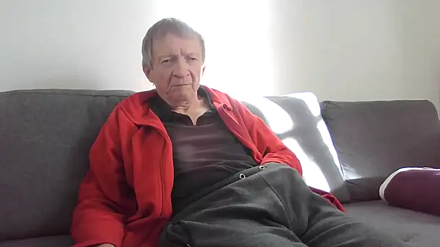 Snapshot of naturiste974 chatting on 23, 10, 2025 naturiste974 online show from 23, 10, 2025