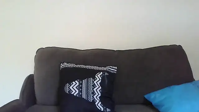 Snapshot of naturiste974 chatting on 28, 11, 2025 naturiste974 online show from 28, 11, 2025