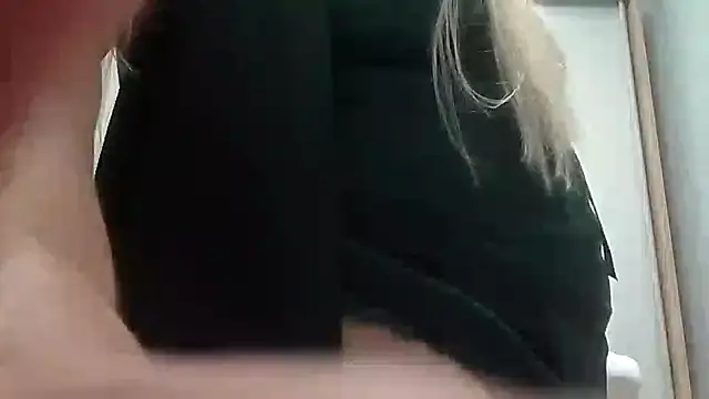 Snapshot of pussyCat_t chatting on 8, 10, 2025 pussyCat t online show from 8, 10, 2025