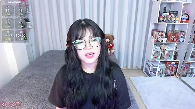 misshoneyxxx online show from 23, 3, 2026