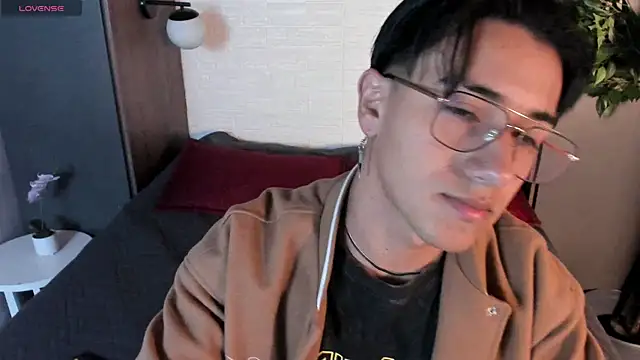 Andy Joy  online show from 2, 12, 2025