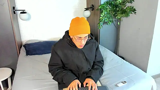 Andy Joy  online show from 6, 3, 2026