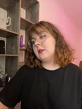 Snapshot of cinnabon_ chatting on 13, 12, 2024 cinnabon online show from 13, 12, 2024