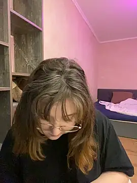 Snapshot of cinnabon_ chatting on 20, 12, 2024 cinnabon online show from 20, 12, 2024