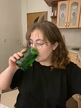 Snapshot of cinnabon_ chatting on 20, 1, 2025 cinnabon online show from 20, 1, 2025