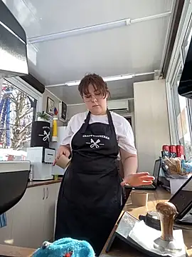 Snapshot of cinnabon_ chatting on 23, 2, 2025 cinnabon online show from 23, 2, 2025