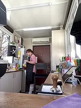 Snapshot of cinnabon_ chatting on 13, 3, 2025 cinnabon online show from 13, 3, 2025