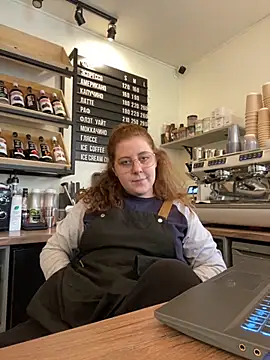 Snapshot of cinnabon_ chatting on 14, 9, 2025 cinnabon online show from 14, 9, 2025