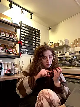 Snapshot of cinnabon_ chatting on 17, 1, 2026 cinnabon online show from 17, 1, 2026