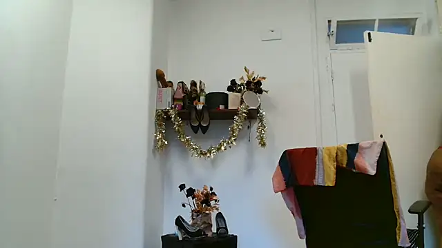 Snapshot of xTALLSEXYBUMx chatting on 26, 11, 2025 xTALLSEXYBUMx online show from 26, 11, 2025