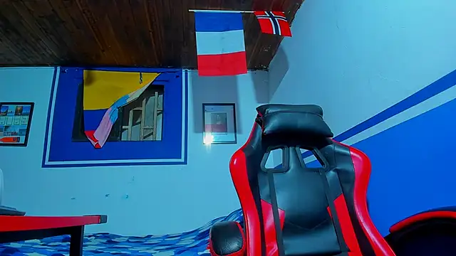 Snapshot of maxowens_oficial chatting on 27, 2, 2026 maxowens oficial online show from 27, 2, 2026