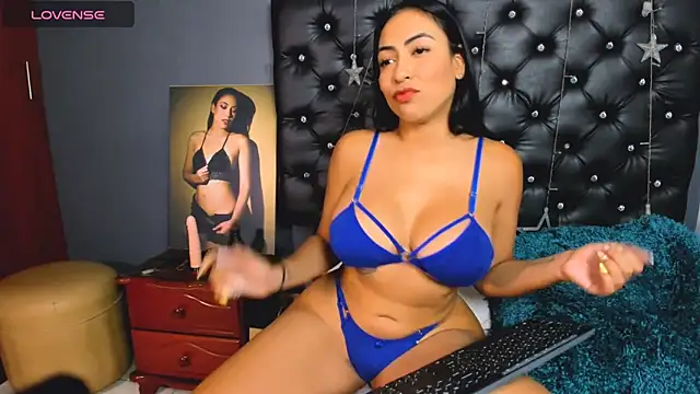 catalinamuss  online show from 16, 4, 2026