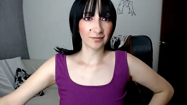 Snapshot of Laura-pervert chatting on 12, 7, 2026 Laura-pervert online show from 12, 7, 2026