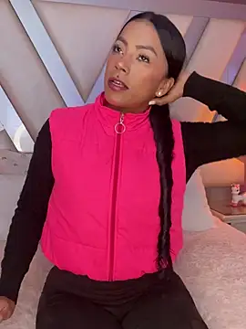 Amber villalobos  online show from 3, 10, 2025