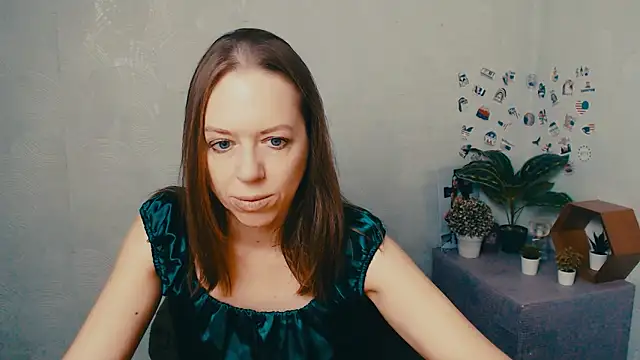 GloriaSi  online show from 14, 11, 2025